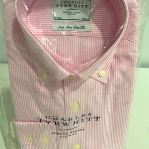 Charles Tyrwhitt men’s dress shirt. Brand new in package. Size 15.5/33 in